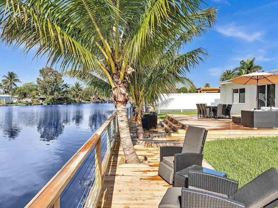 5-Star Lakefront Oasis In Hollywood-Hard Rock Casino Форт-Лодердейл Екстер'єр фото