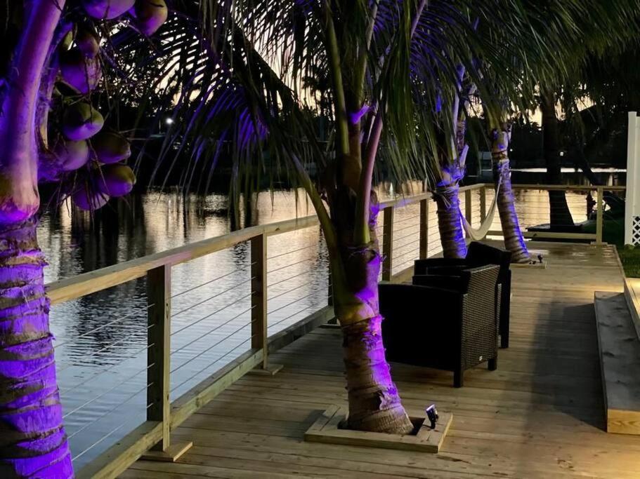 5-Star Lakefront Oasis In Hollywood-Hard Rock Casino Форт-Лодердейл Екстер'єр фото
