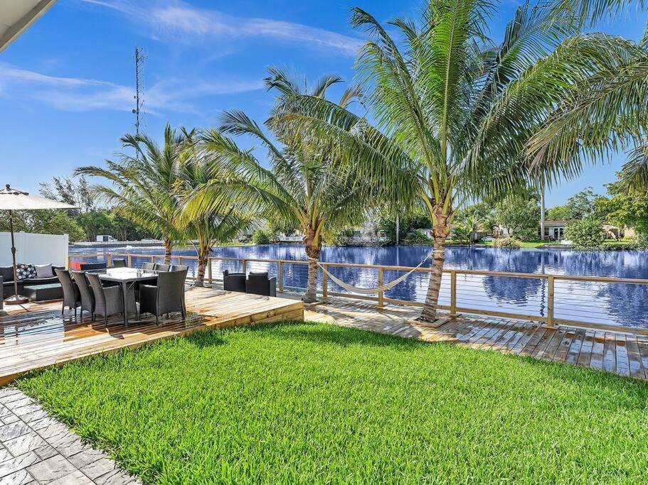 5-Star Lakefront Oasis In Hollywood-Hard Rock Casino Форт-Лодердейл Екстер'єр фото
