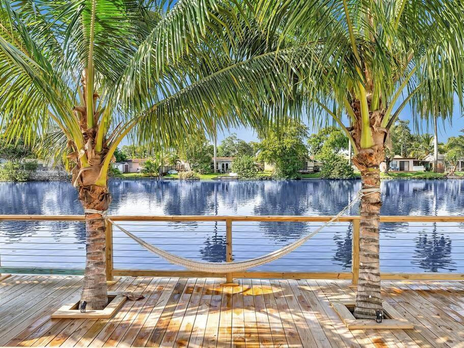 5-Star Lakefront Oasis In Hollywood-Hard Rock Casino Форт-Лодердейл Екстер'єр фото